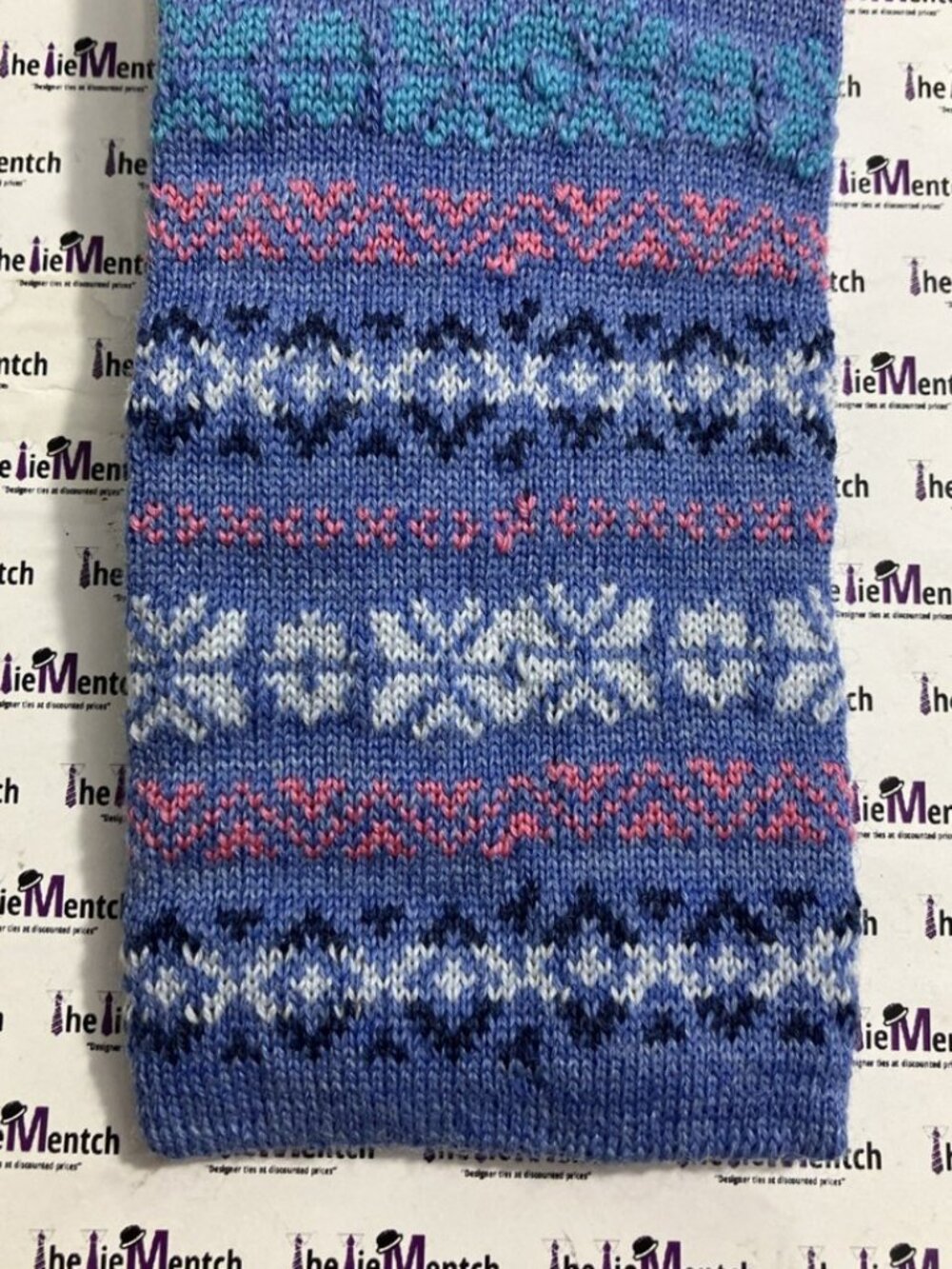 UNBRANDED Blue Christmas Themed Sock Tie Square